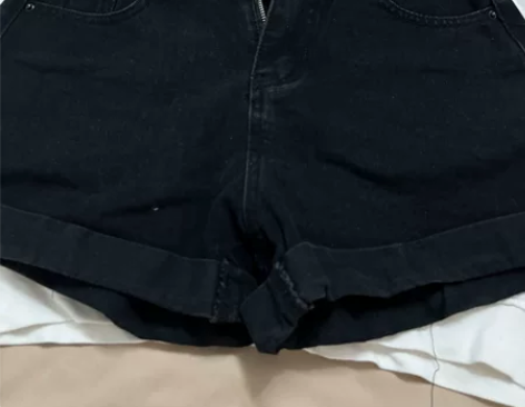 9.9牛仔裤 感兴趣的话点“我想要”和我私...