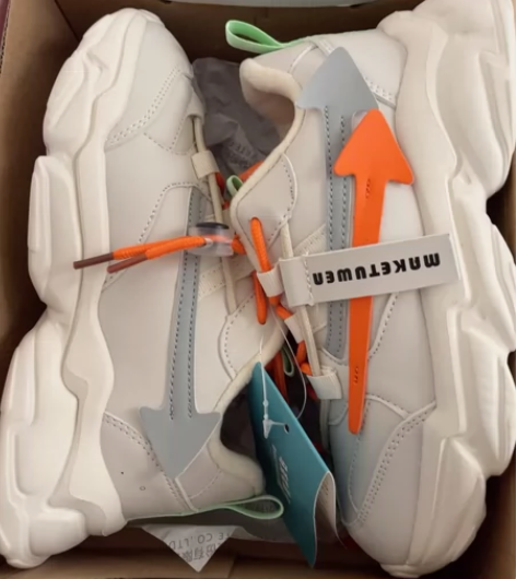 全新的马克吐温运动鞋老爹鞋35码，不退不换...