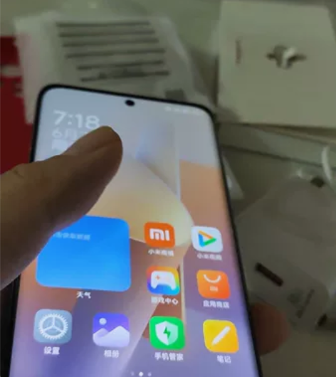 小米12， 12+256，盒子，手机店买的...