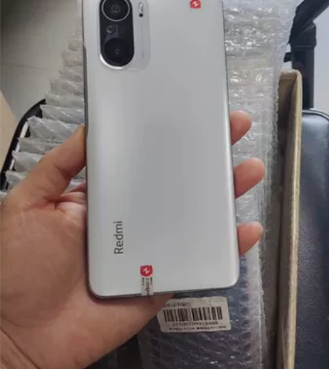 《捡漏》红米k40晴雪8+128 喜欢的来...