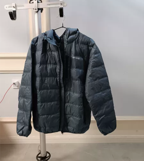 美特斯邦威男士轻薄羽绒服 L码，本人身高1...