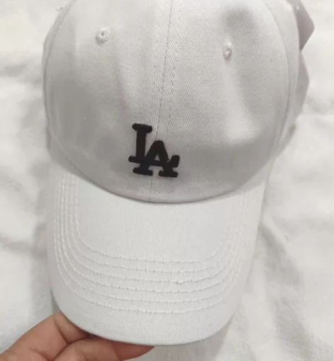 正品Mlb棒球帽 实体店打折买的 一直没带...