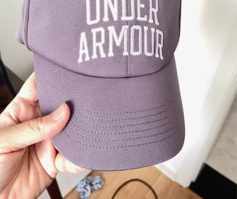 安德玛棒球帽 女款 9新 实体店买的保真 ...