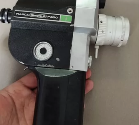 电影摄影机富士P300Single8毫米胶...