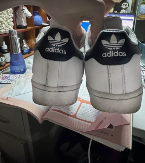 adidas 皮革贝壳头潮流前卫 防滑耐磨...