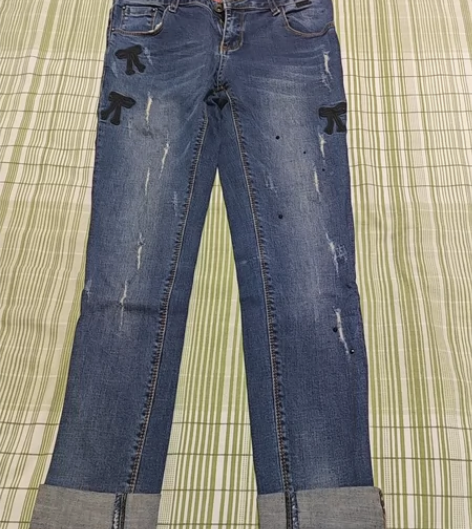质量超好的牛仔裤,就洗了一次,有缘人带走 ...