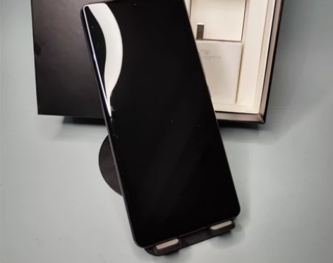 小米12s ultra，12+256。橙色...