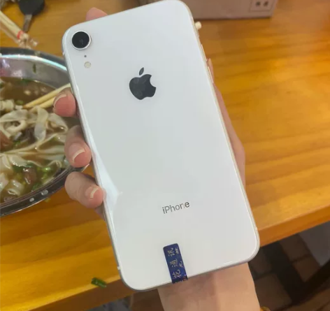 iPhoneXR 256g有面容 顺丰包邮...