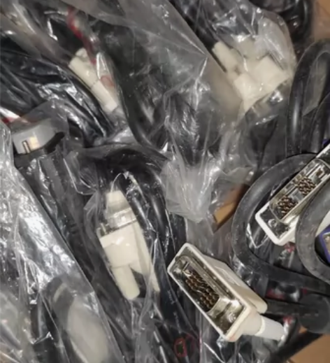 DVI线，原装显示器连接线有需要的吗 可以...