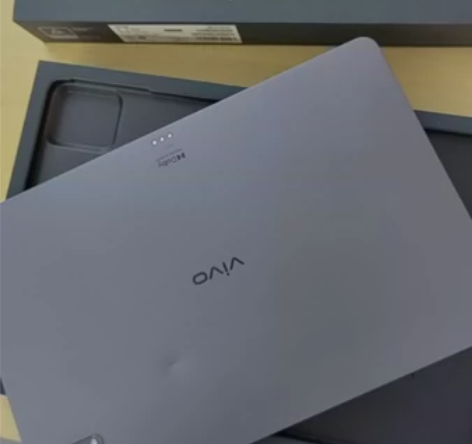vivo Pad 内存8+256,成色95...