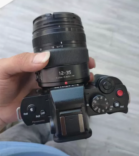 松下g100套12 35F2.8二代，机身...