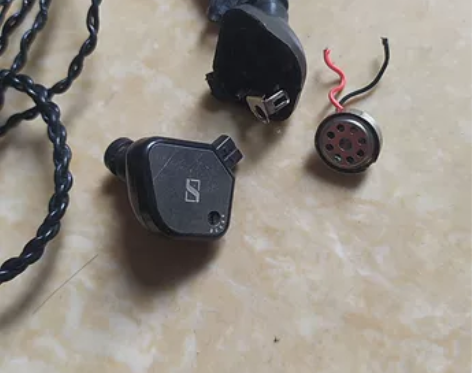 德产森海塞尔IE80，顾客售后没修直接加钱...