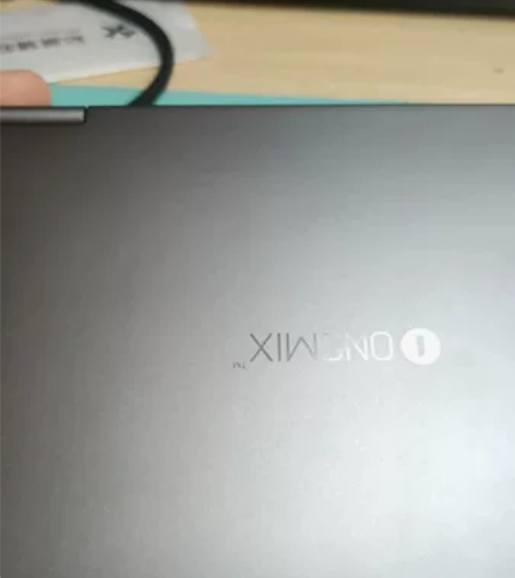 8.4寸95新壹号本OneMax 3S 铂...