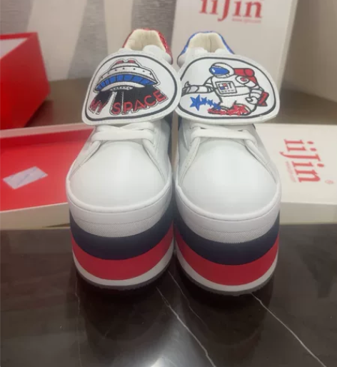 iijin艾今，11cm内增高休闲鞋， 全...