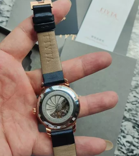 飞亚达手表 四叶草女表 四叶草系列 高圆圆...