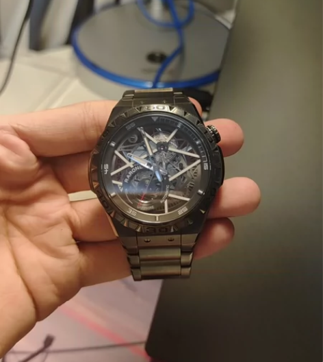 雷诺双子星y钢带款，因为618买了龙年限定...