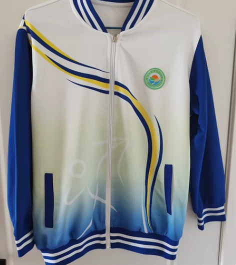 台江区亚峰中心小学冬季校服，7成新。二套。...