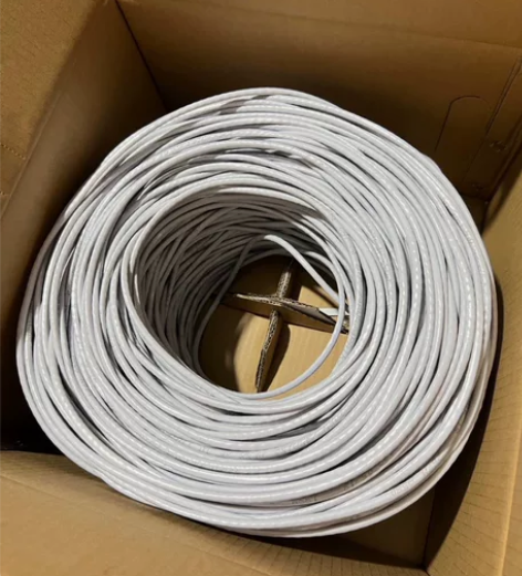 工程二十余箱网线，超五类纯铜整箱网线300...