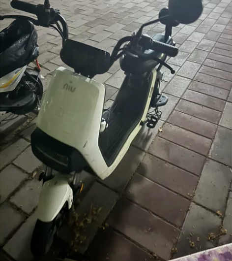 小牛电动车，续航35公里！锂电池 感兴趣的...