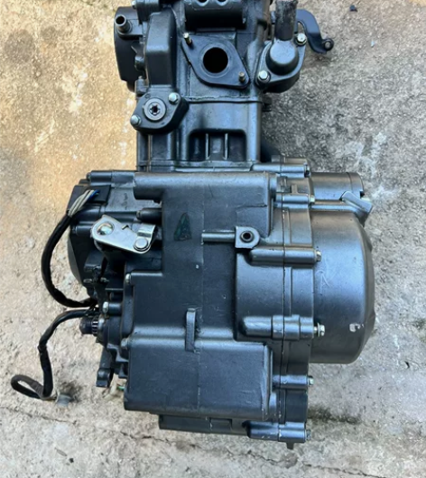 贝纳利小迅龙 150s 发动机 报废车厂拿...