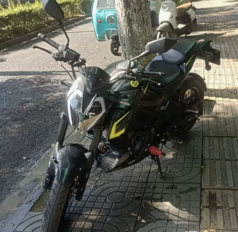 22年贝纳利小迅龙  新手入门最推荐的摩托...