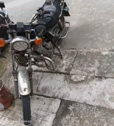 力帆太子，前轮胎电池刚换   需要的看车哈...