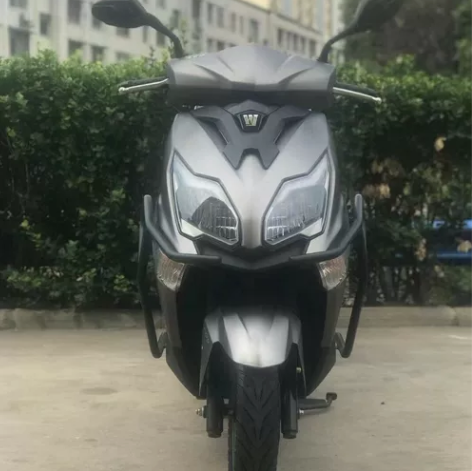 豪爵AFR125，全新全新的未使用，带尾箱...