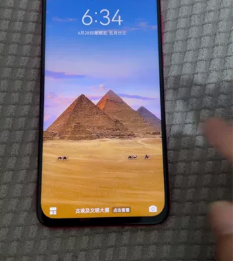 华为nova4，搭载麒麟970处理器，6+...