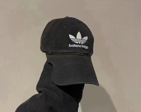 巴黎世家阿迪达斯联名刺绣做旧鸭舌帽 成色很...