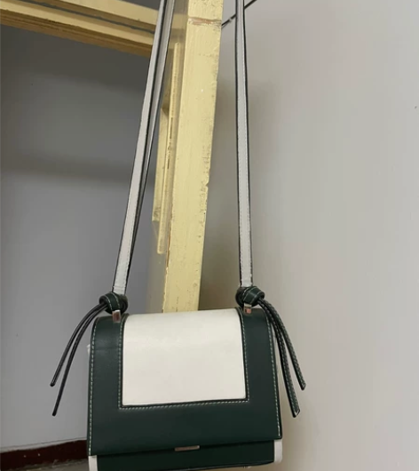 包包女 感兴趣的话点“我想要”和我私聊吧～