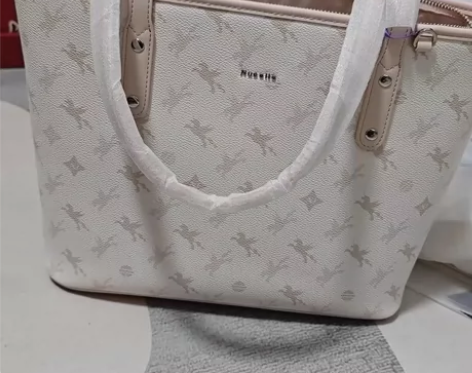 赵昭仪同款纽芝兰飞马单肩大容量上课通勤包托...