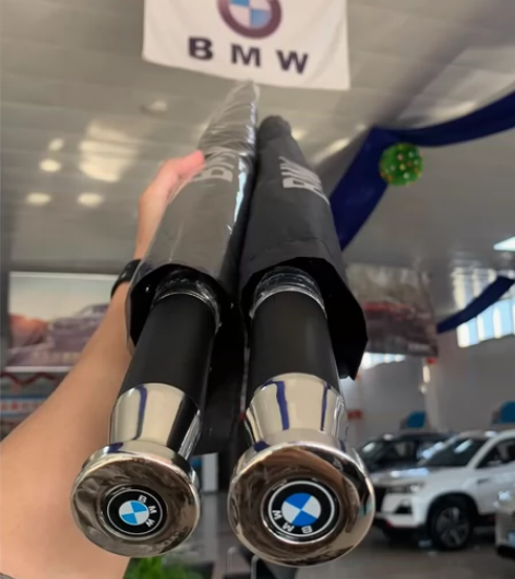 全部大处理汽车展结束还没送完剩下的宝马汽车...