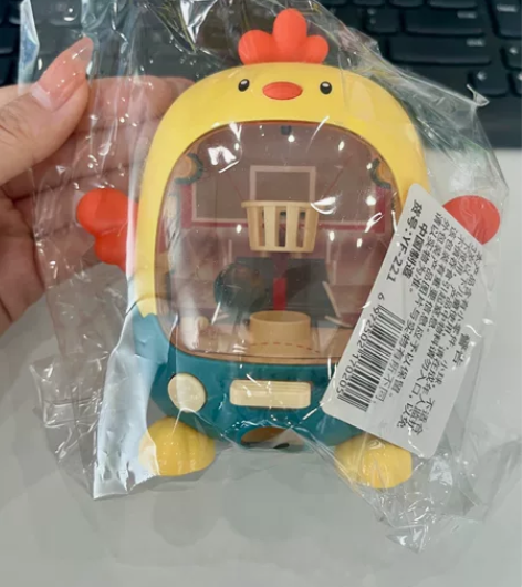 【儿童益智玩具】迷你手指篮球机，包邮！ 弹...