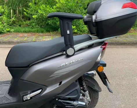 适用于豪爵AFR125改装后座折叠升降扶