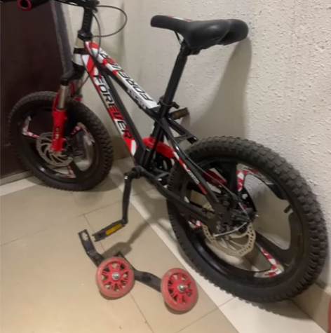 出上海永久牌自行车，自提不包邮，若需邮寄，...