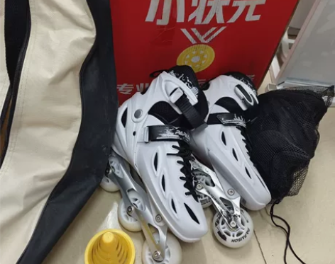 轮滑鞋成人溜冰鞋专业轮滑鞋大学生直排轮铝合...