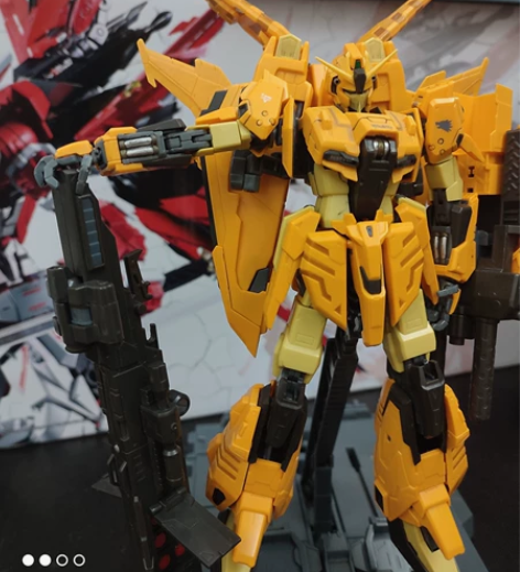 mg黄狼高达，已拼装成品实物照，微渗线和水...