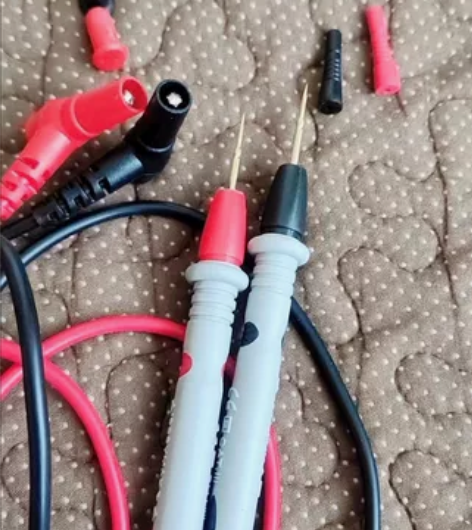 全新20A万用表笔细特尖表笔线一套赔钱甩卖...