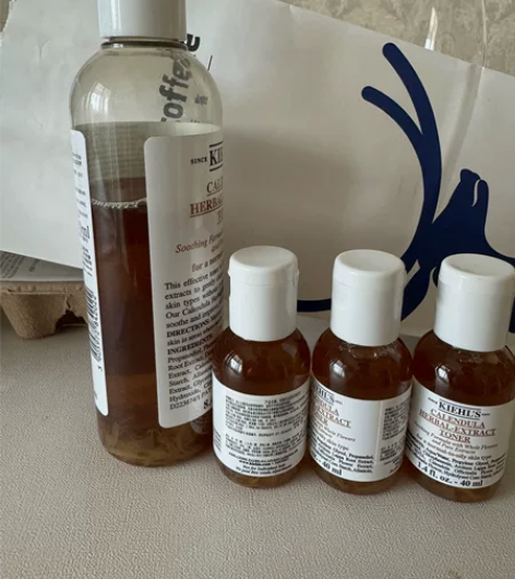 科颜氏金盏花爽肤水 感兴趣的话点“我想要”...