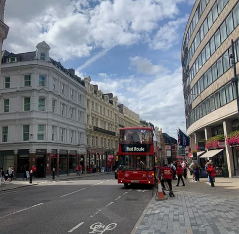 服装作品集成衣，有三套，留学申请时制作的，...