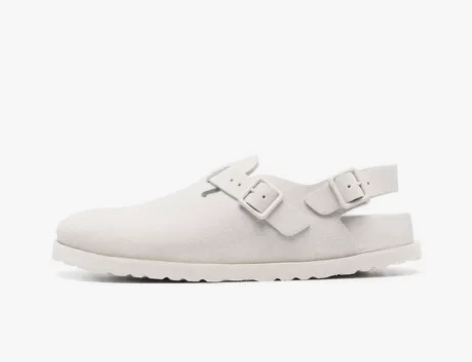 据说是博肯毕业单品 Birkenstock...