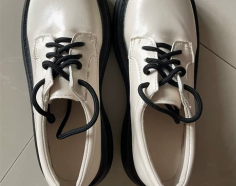 单鞋女2023新款复古小皮鞋女秋季厚底松糕...