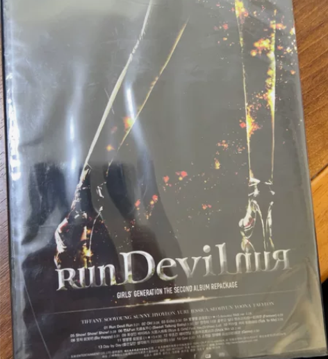【全新未拆】少女时代：Run Devil ...