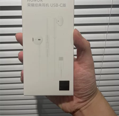 荣耀经典耳机usb-c款， 全新正品原装原...
