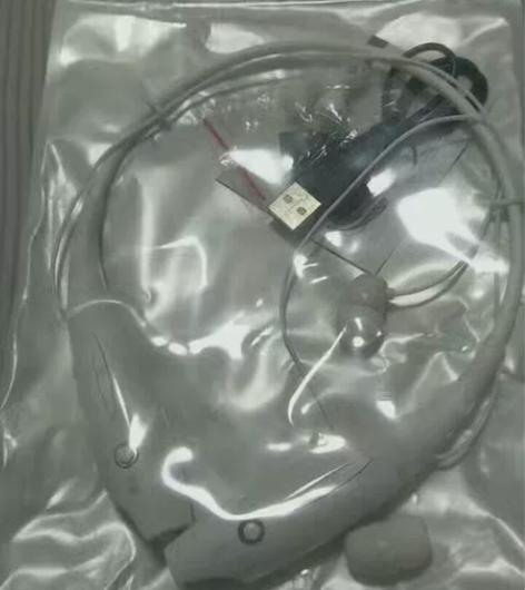 蓝牙运动耳机。蓝牙运动耳机全新共4套有喜欢...