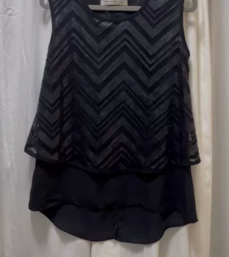 搬家清 夏季短袖背心双层珠片 搬家闲置转让...