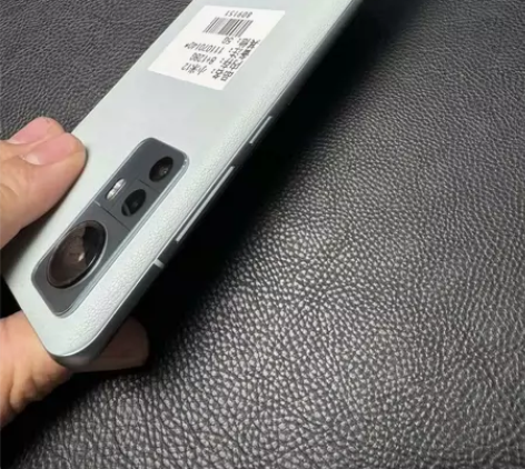 小米12 8+128G，曲面屏5G旗舰素皮...