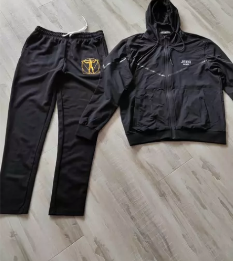 全新男运动套装2XL 感兴趣的话点“我想要...