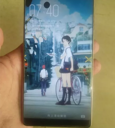 努比亚z17s  6+64 屏幕黑点，后盖...