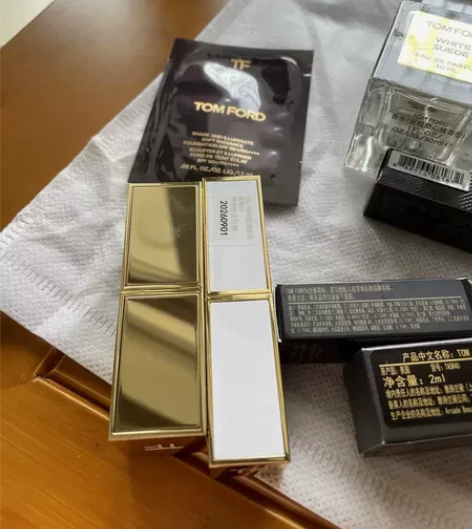 【TF口红】出个人闲置品，有海外代购的，有...